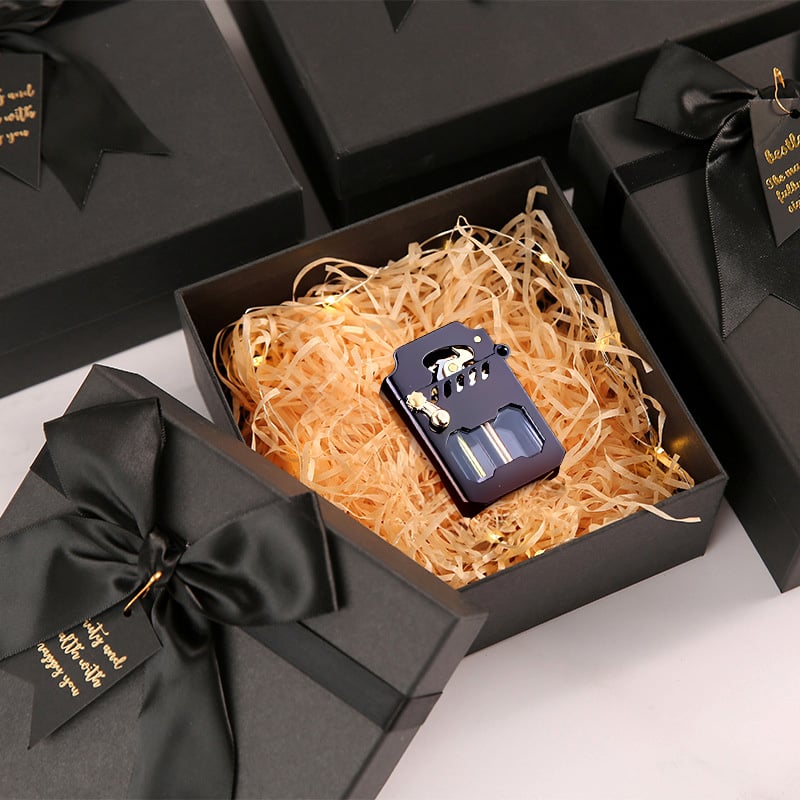 Luxury mechanical lighter